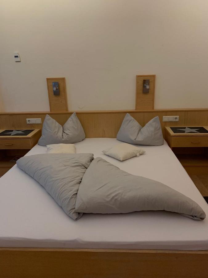 Ferienwohnung Schweng Tux Ngoại thất bức ảnh